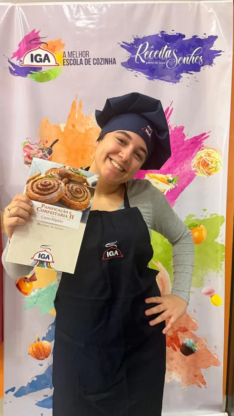Letícia durante sua formação em confeitaria no IGA